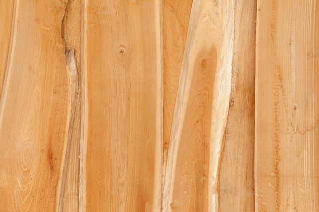 dřevěný materiál